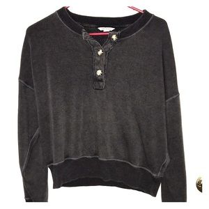 American Eagle 3 Button Sweatshirt